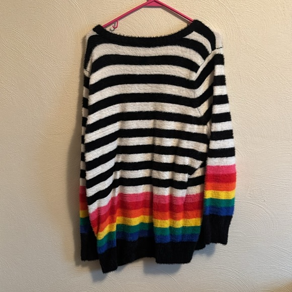 Torrid sweater - Picture 2 of 3